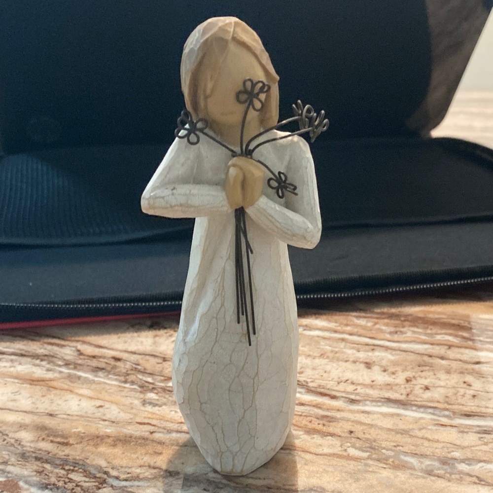 Willow Tree Cream and Tan (natural figure with Floral Accents